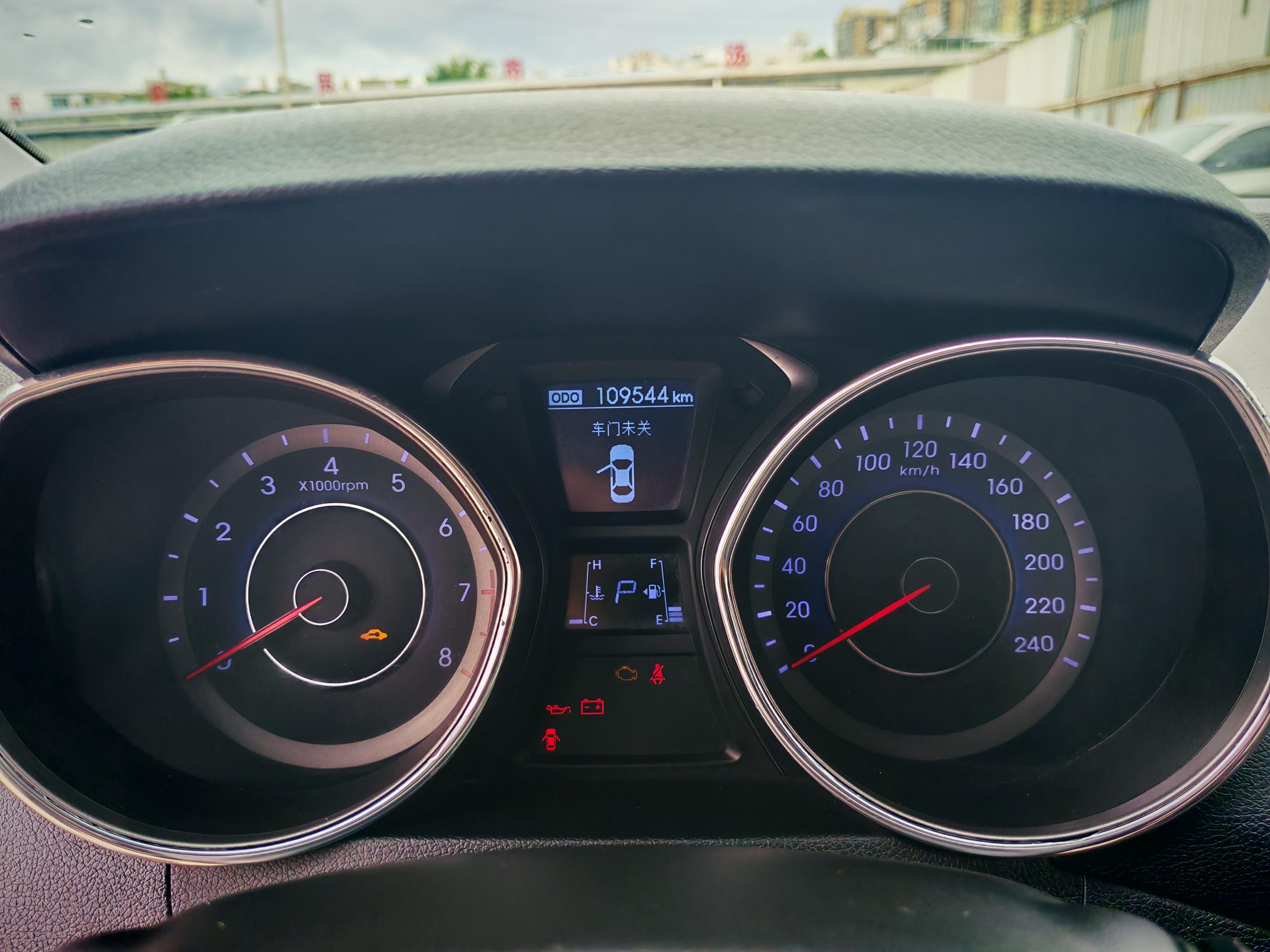 Hyundai Elantra 2016 thumb 8