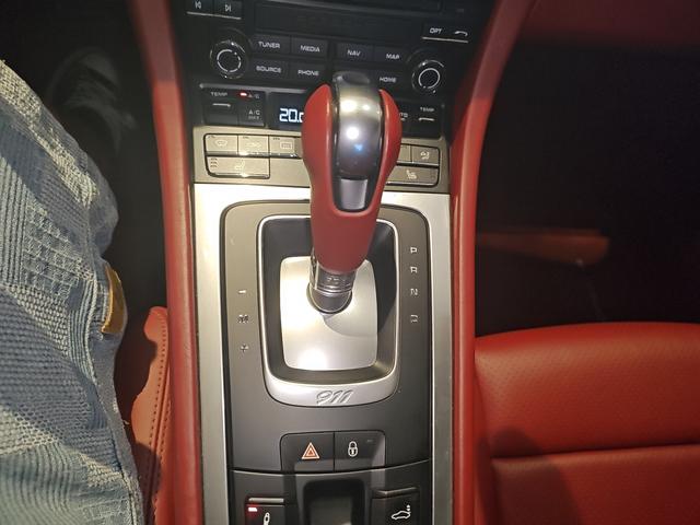 Porsche 911 2016 thumb 7