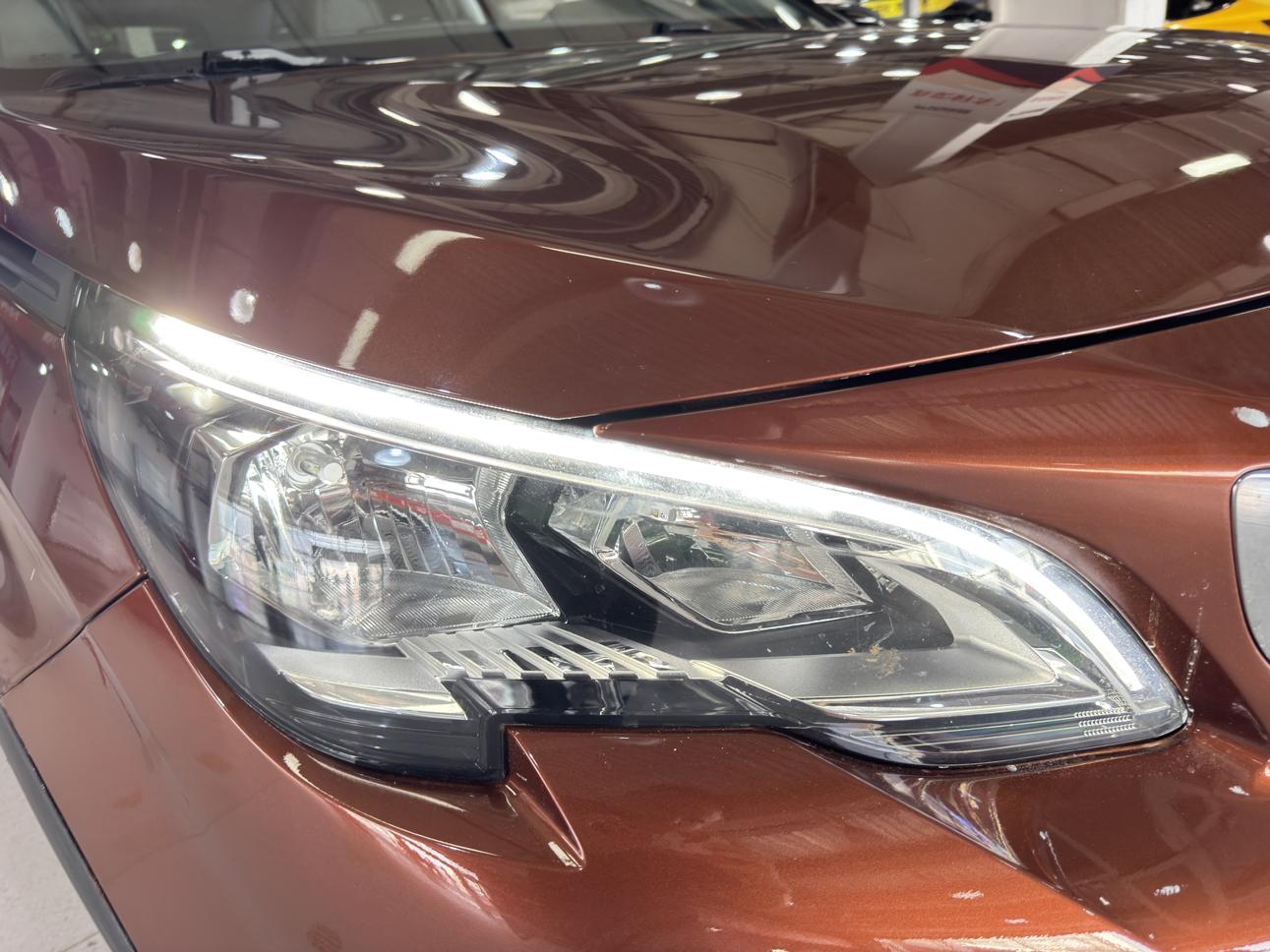 Peugeot 4008 2017 thumb 9