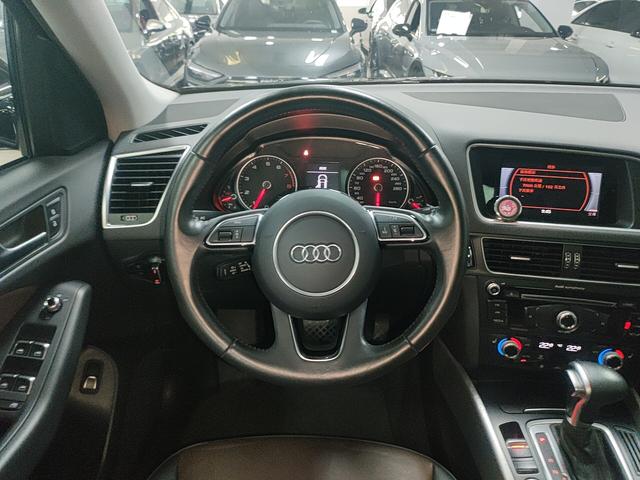 Audi Q5 2016 thumb 11