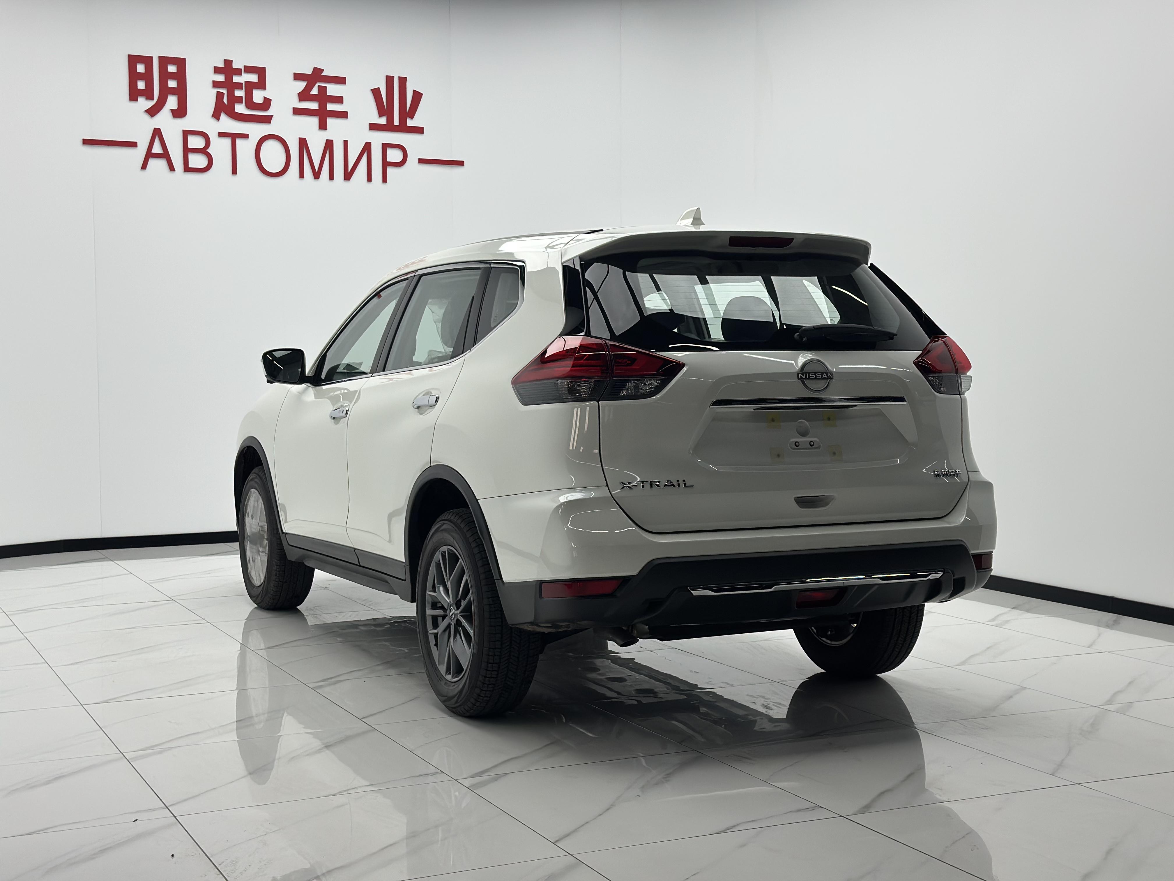 Nissan X-Trail 2025 thumb 2
