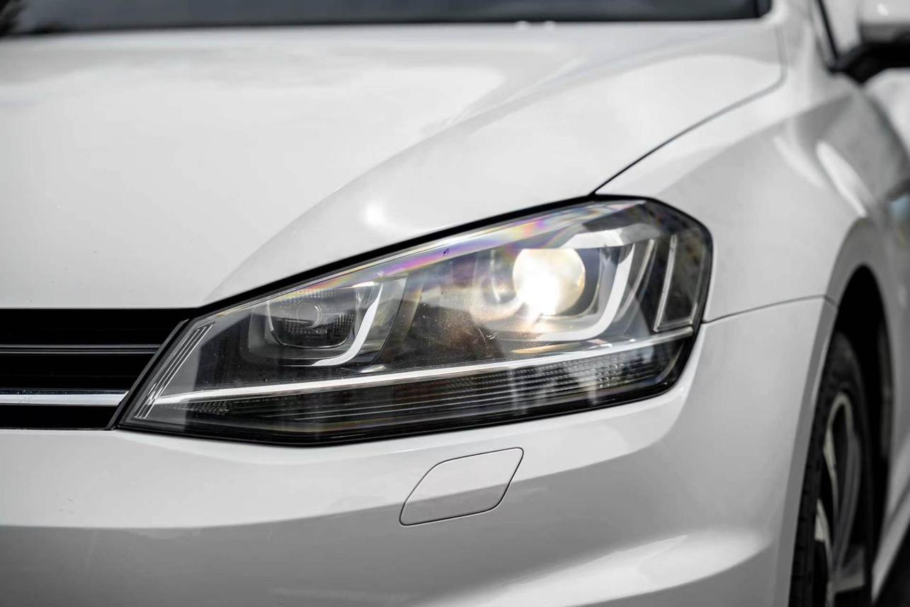Volkswagen Golf Sportsvan 2016 thumb 4