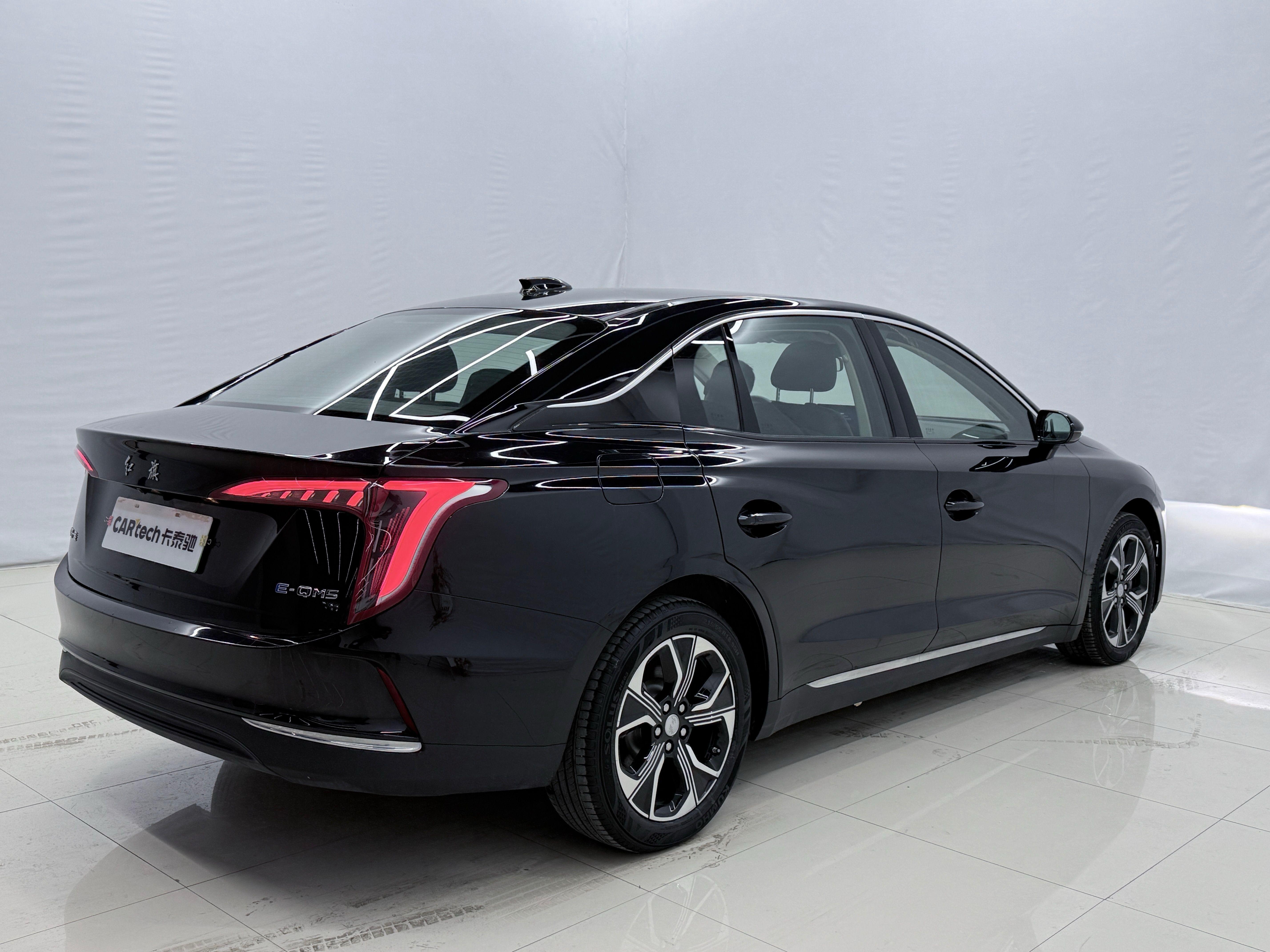 Hongqi E-QM5 2023 thumb 4