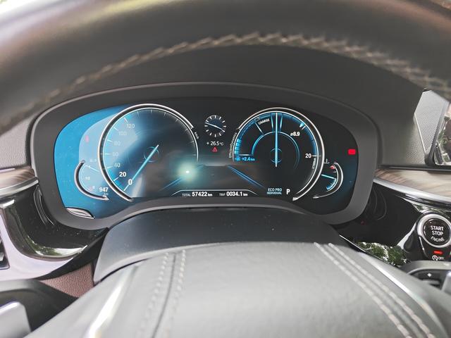 BMW 5 серии 2018 thumb 4