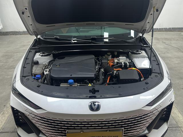 Changan UNI-V 2023 thumb 8