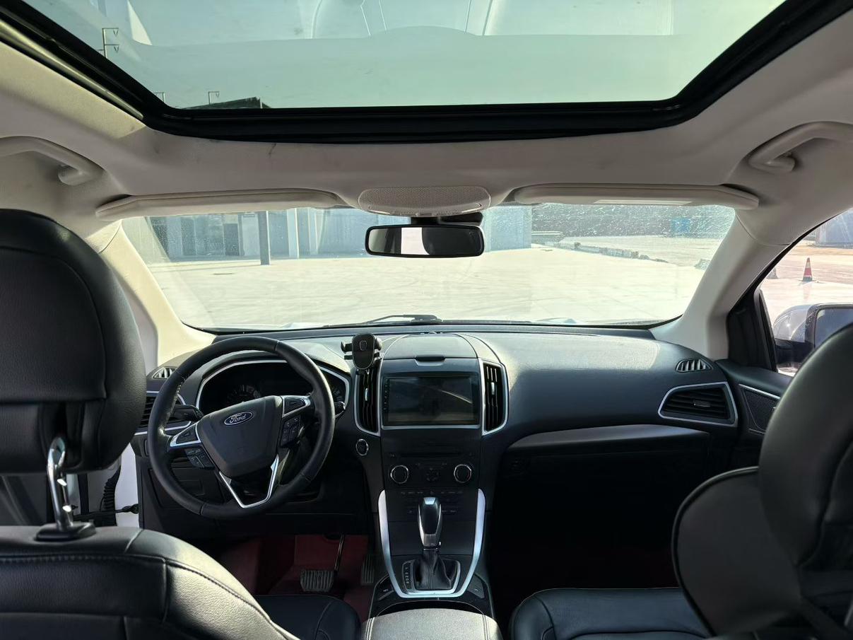 Ford Edge 2018 thumb 4