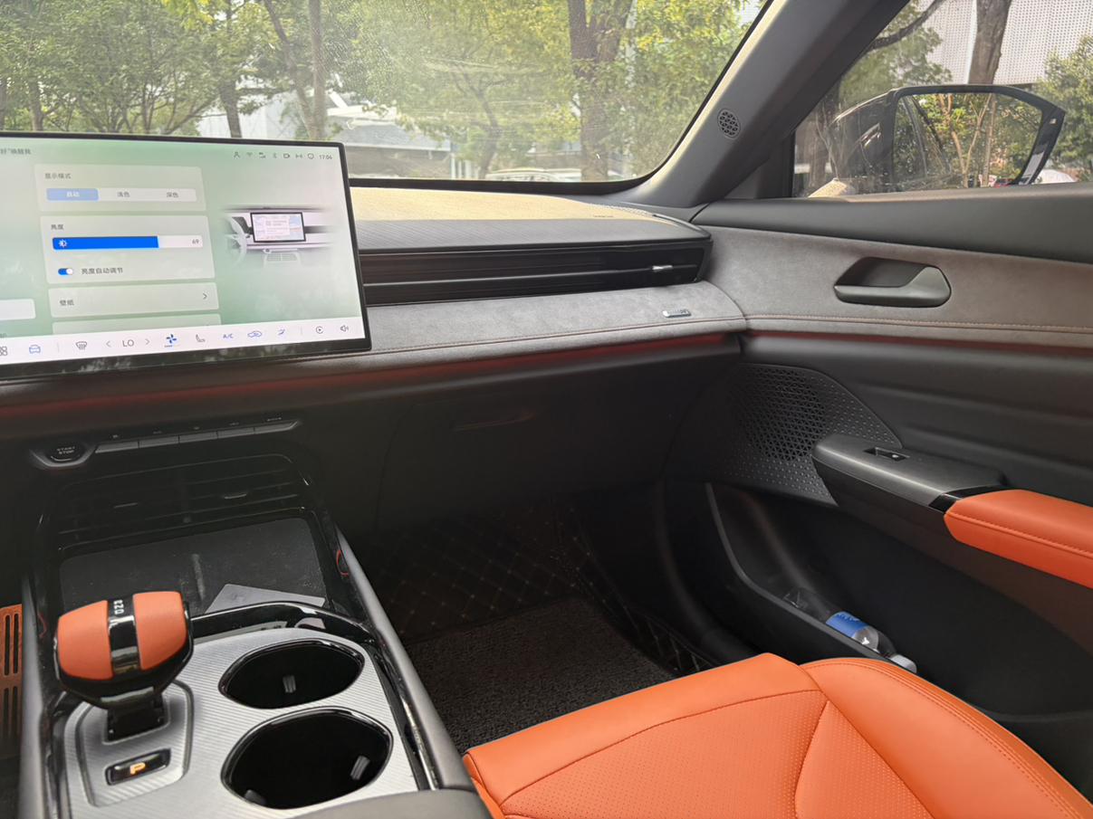 Changan UNI-V 2025 thumb 5