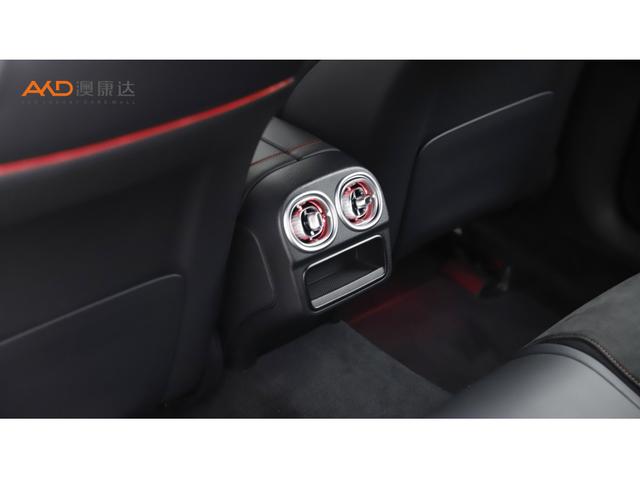 Mercedes-Benz C-Класс 2024 thumb 3