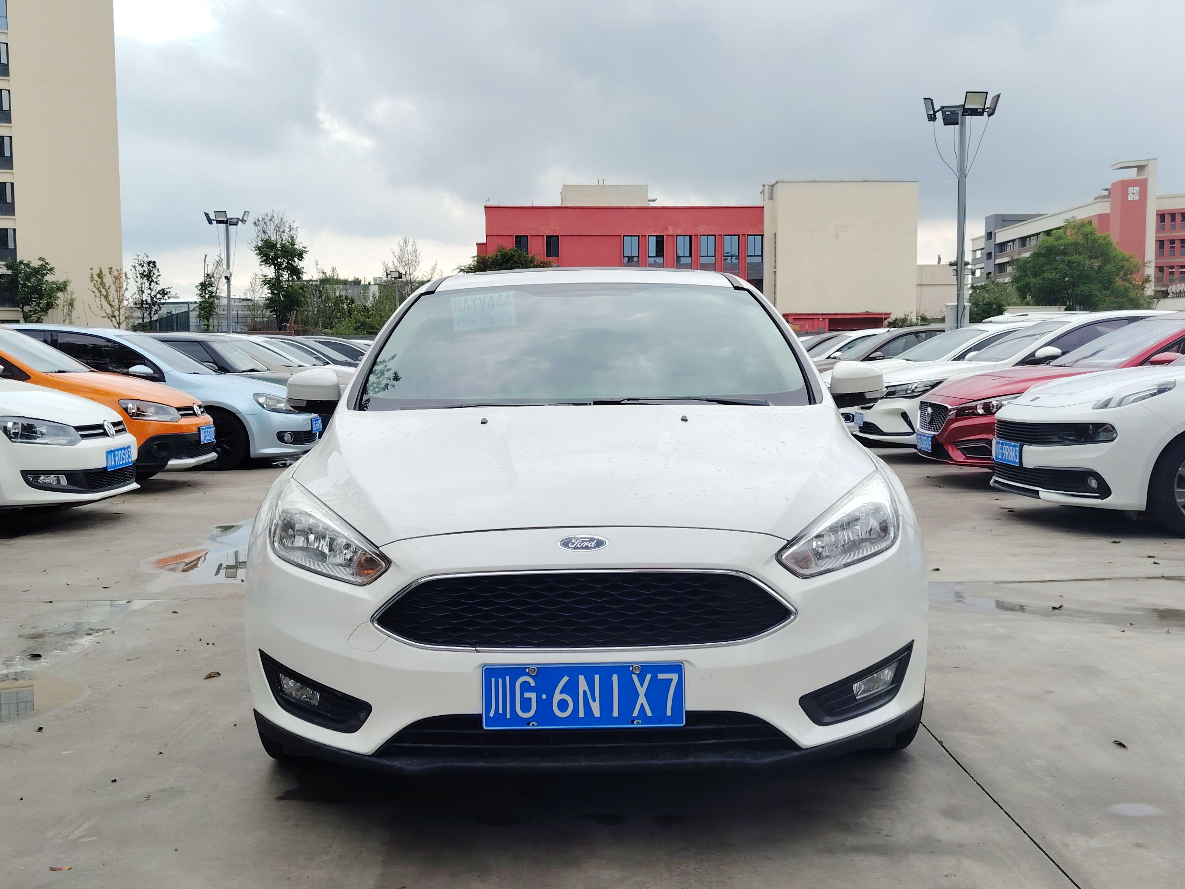 Ford Focus ST 2018 thumb 12