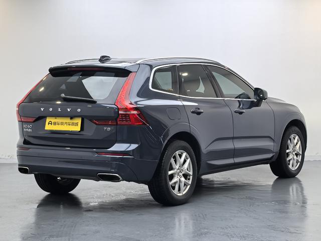 Volvo XC60 2019 thumb 5