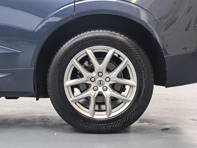 Volvo XC60 2019 thumb 7