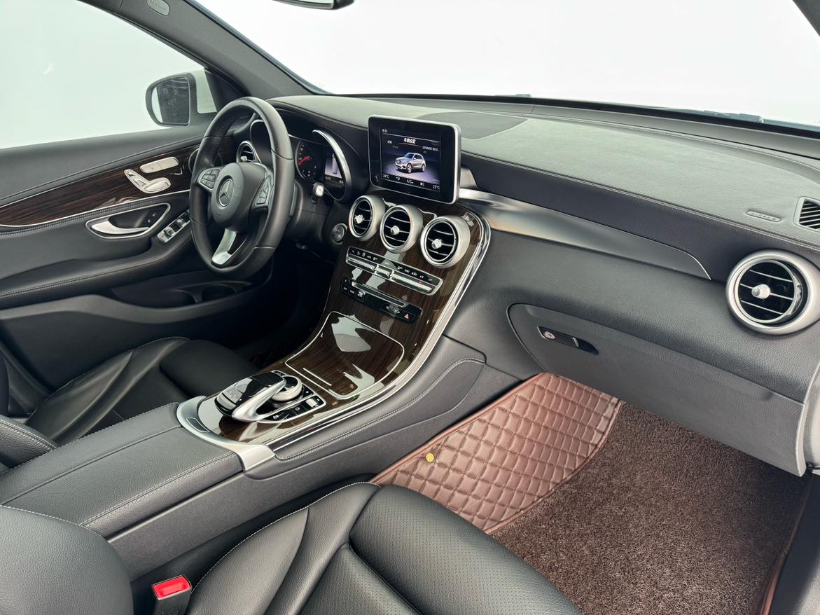 Mercedes-Benz GLC 2019 thumb 12