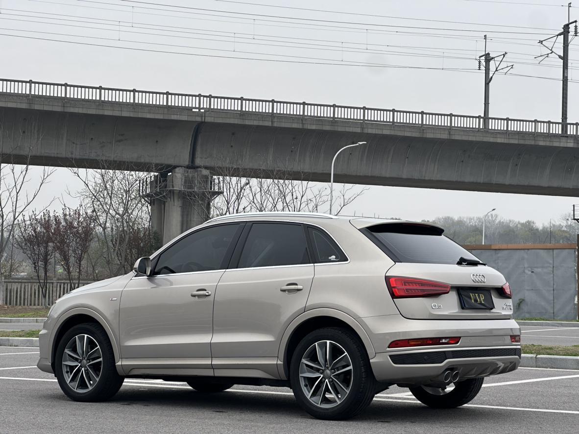 Audi Q3 2018 thumb 2