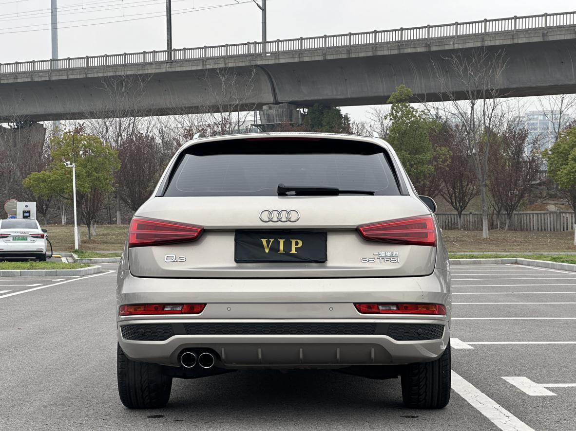 Audi Q3 2018 thumb 3