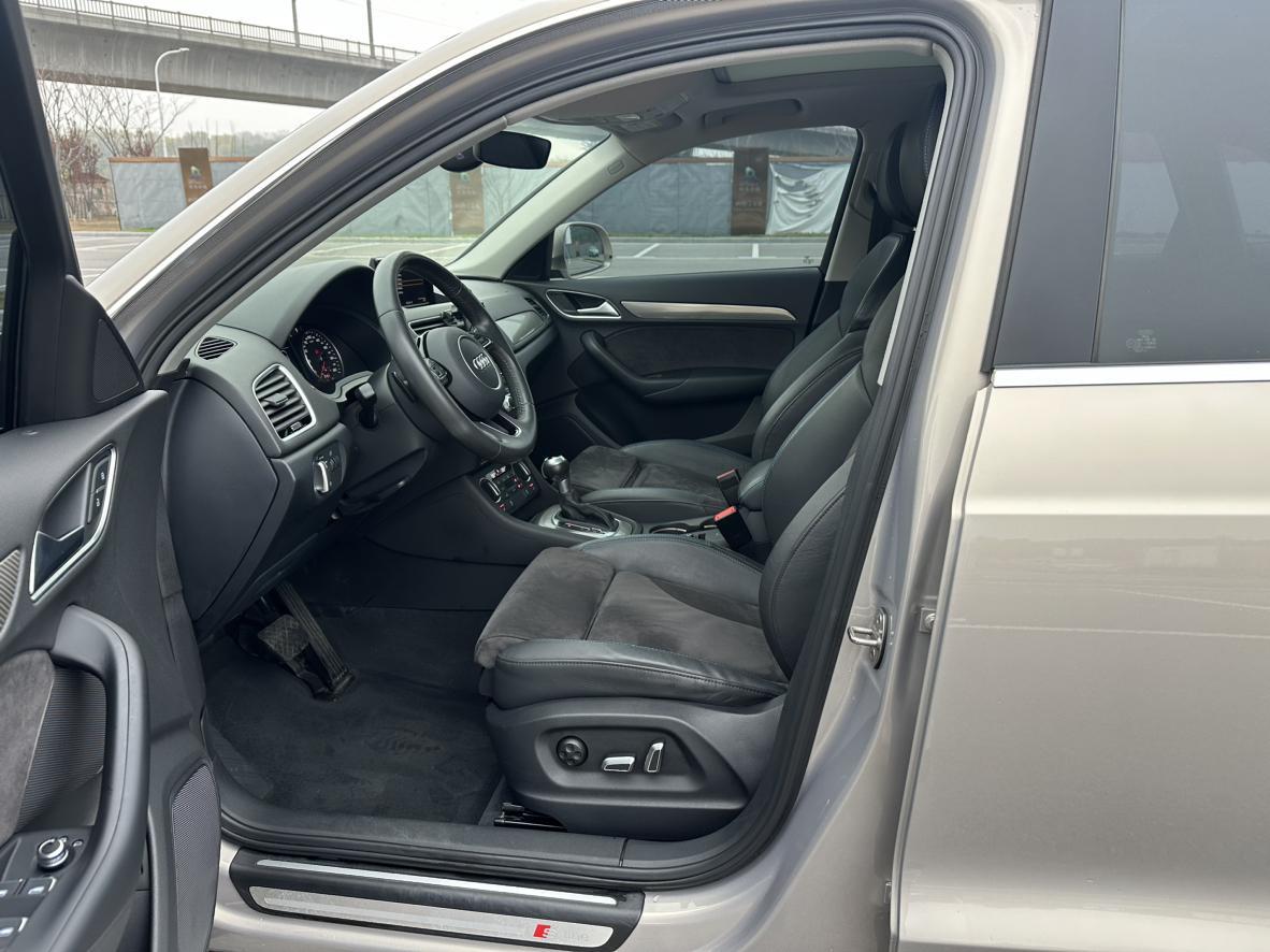 Audi Q3 2018 thumb 9