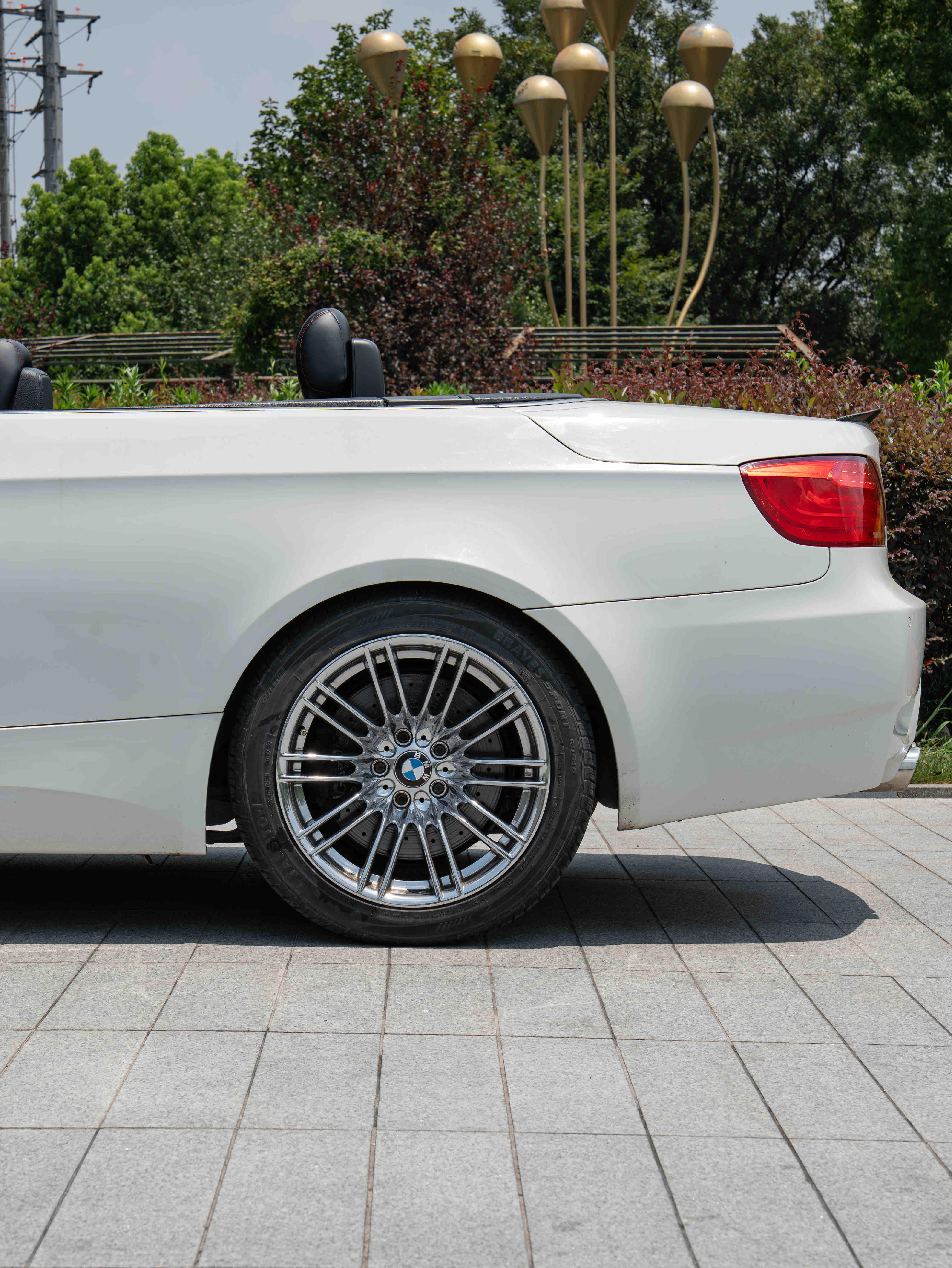 BMW M3 2013 thumb 5