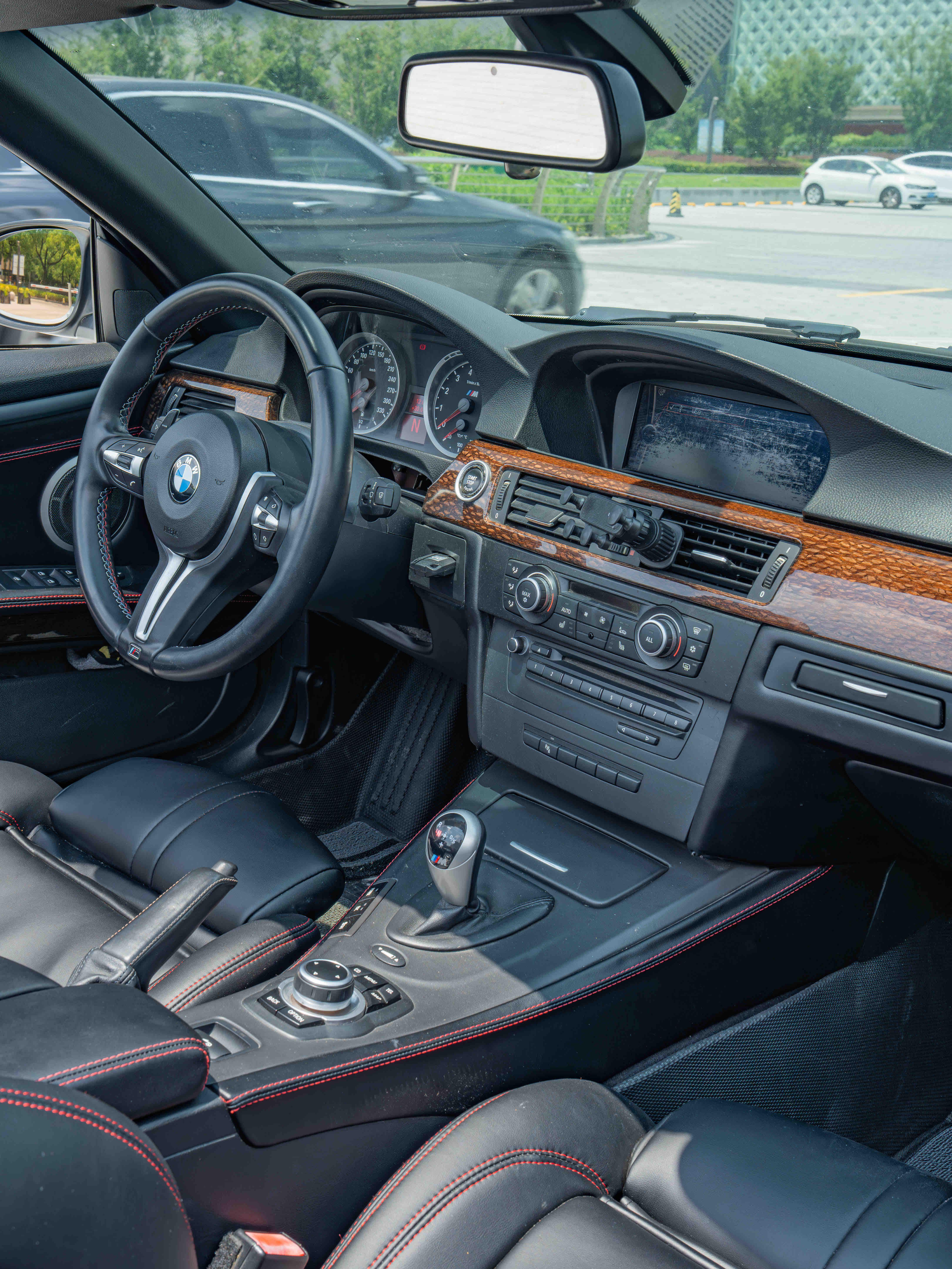 BMW M3 2013 thumb 11