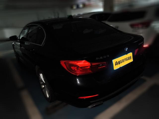 BMW 5 серии 2019 thumb 2