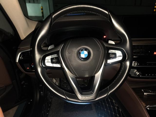 BMW 5 серии 2019 thumb 5