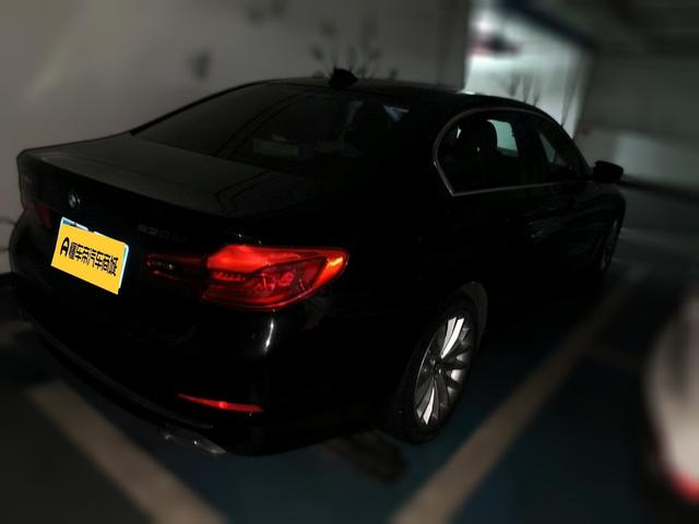 BMW 5 серии 2019 thumb 12