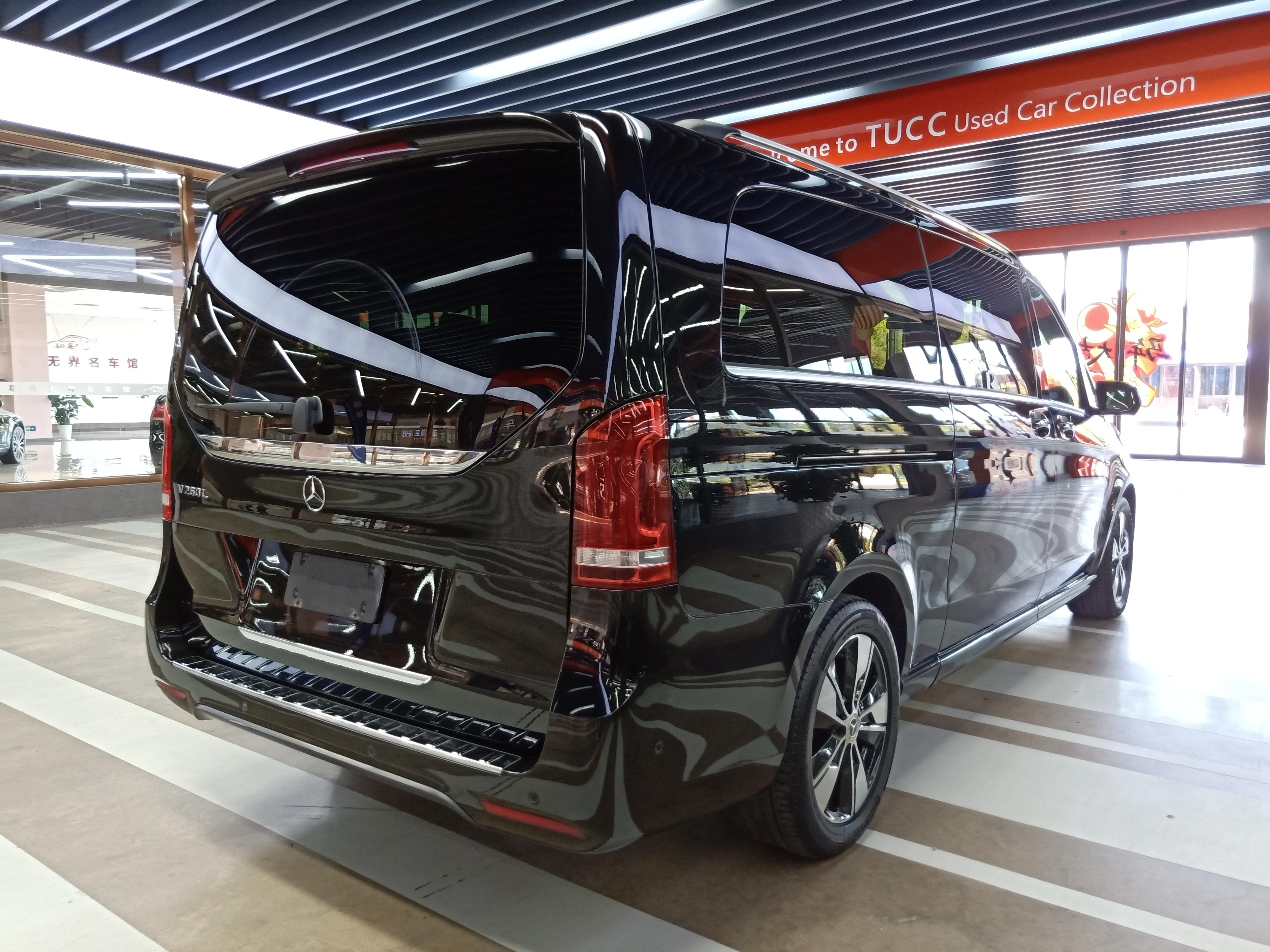 Mercedes-Benz V-Класс 2021 thumb 4