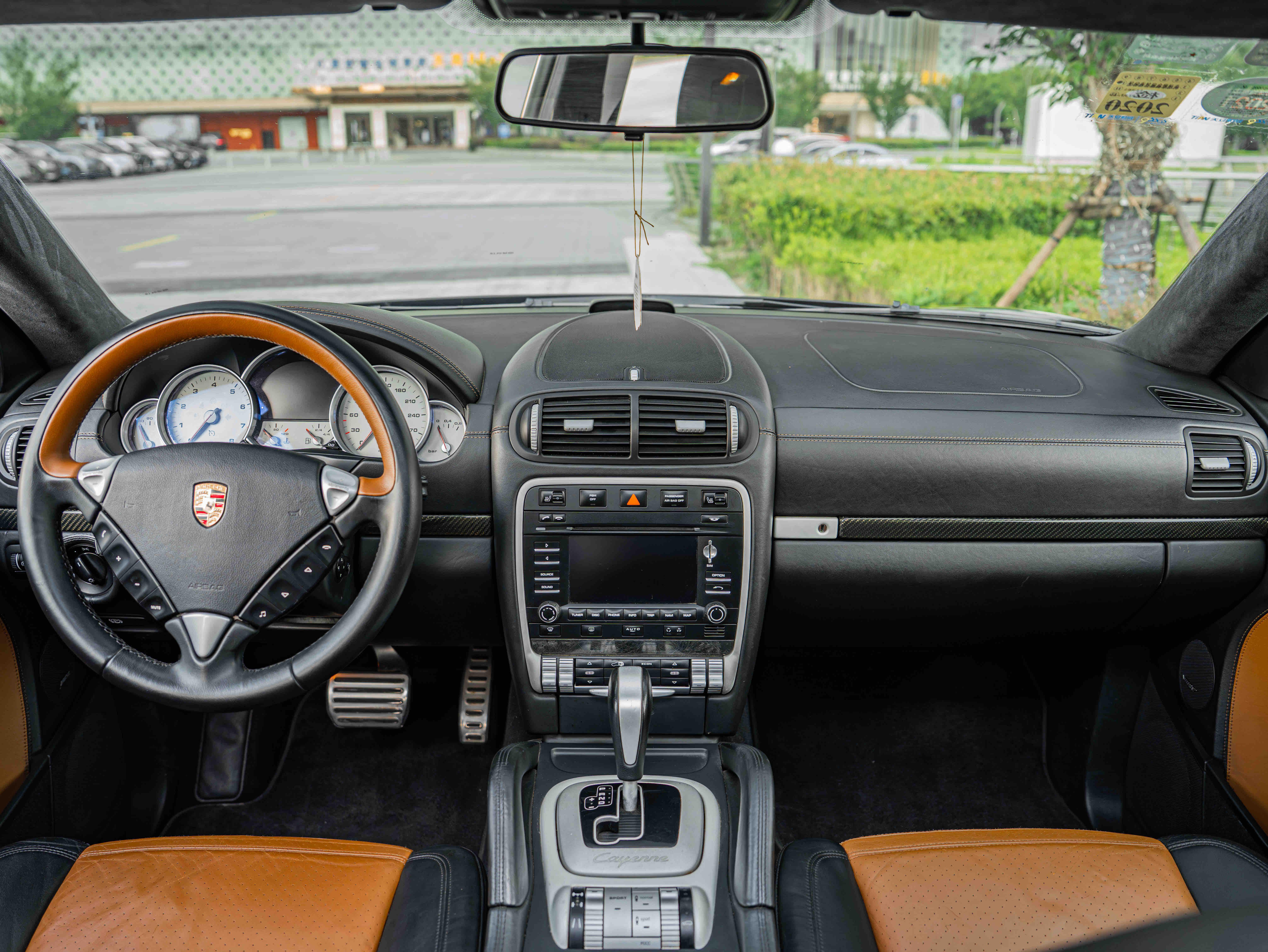 Porsche Cayenne 2008 thumb 11