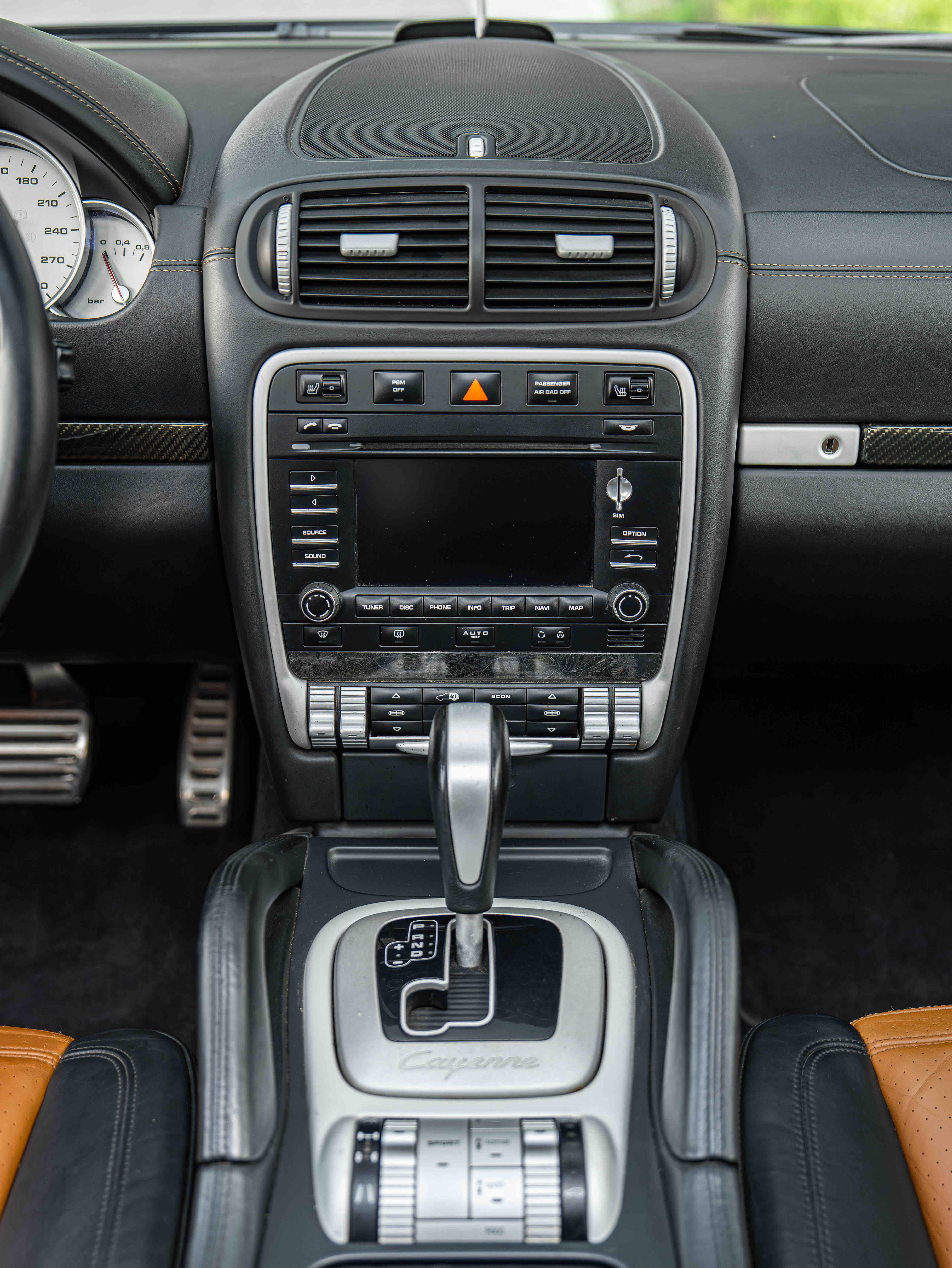 Porsche Cayenne 2008 thumb 12