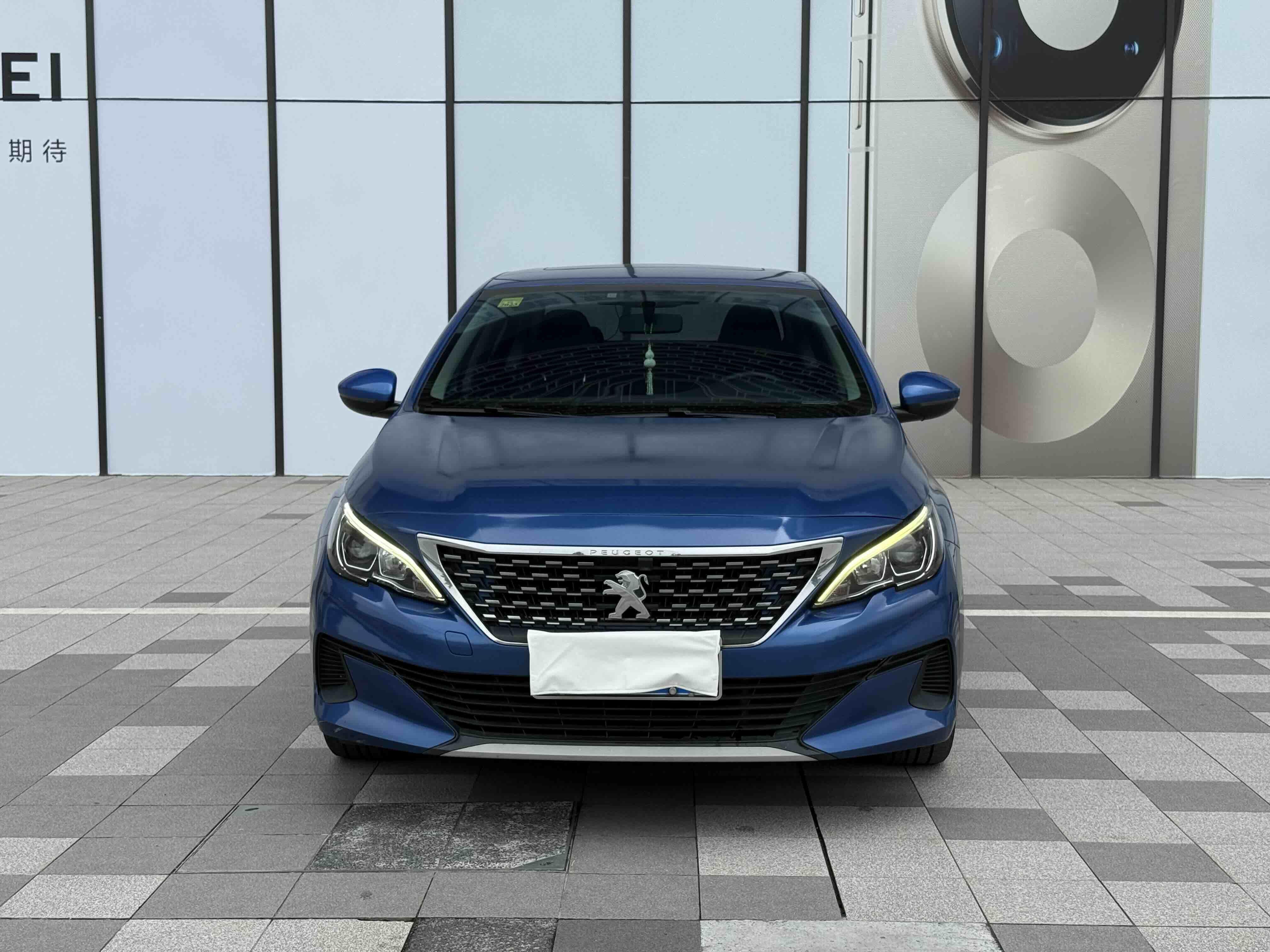 Peugeot 408 2019 thumb 12