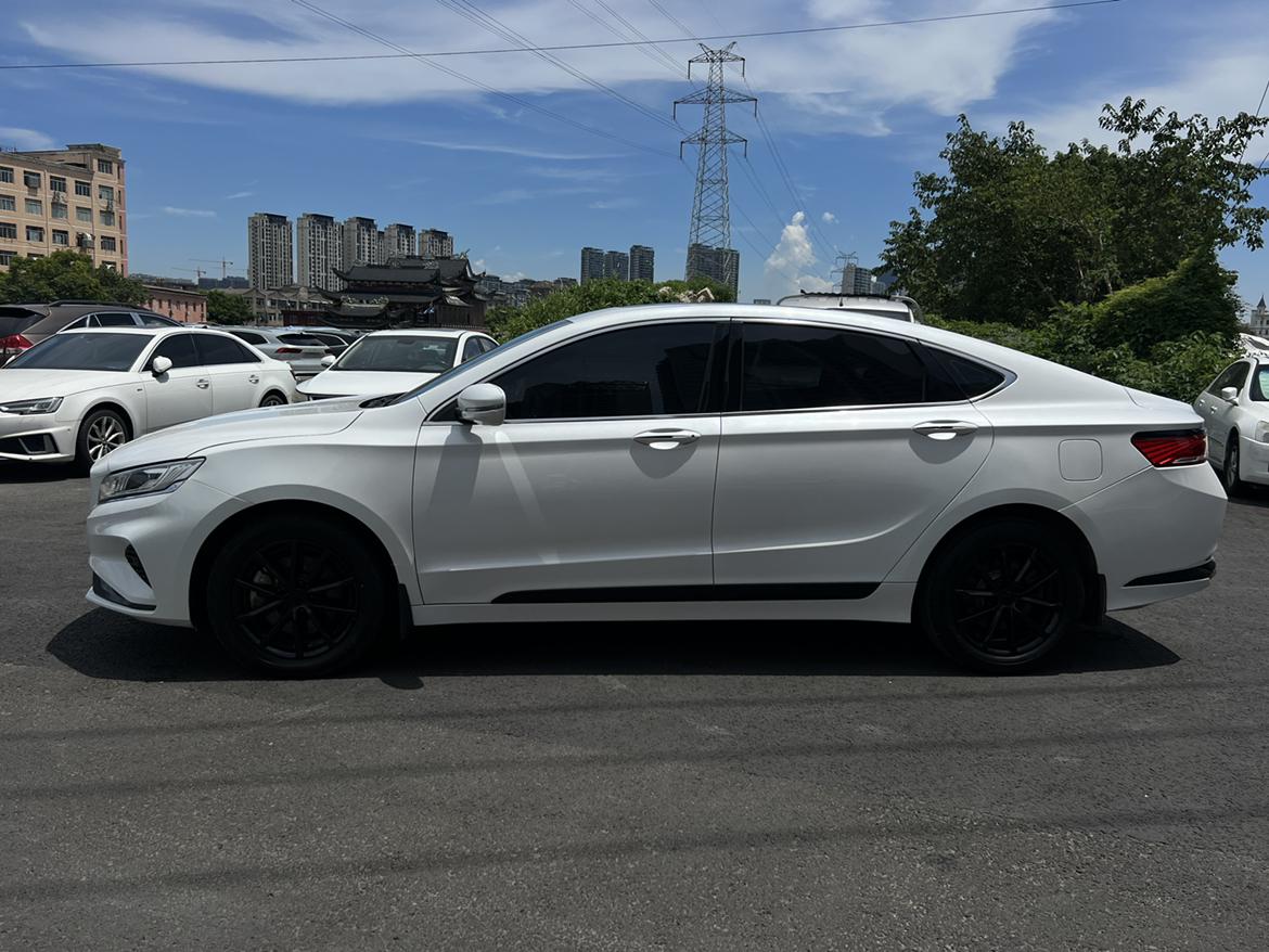 Geely Borui 2021 thumb 2