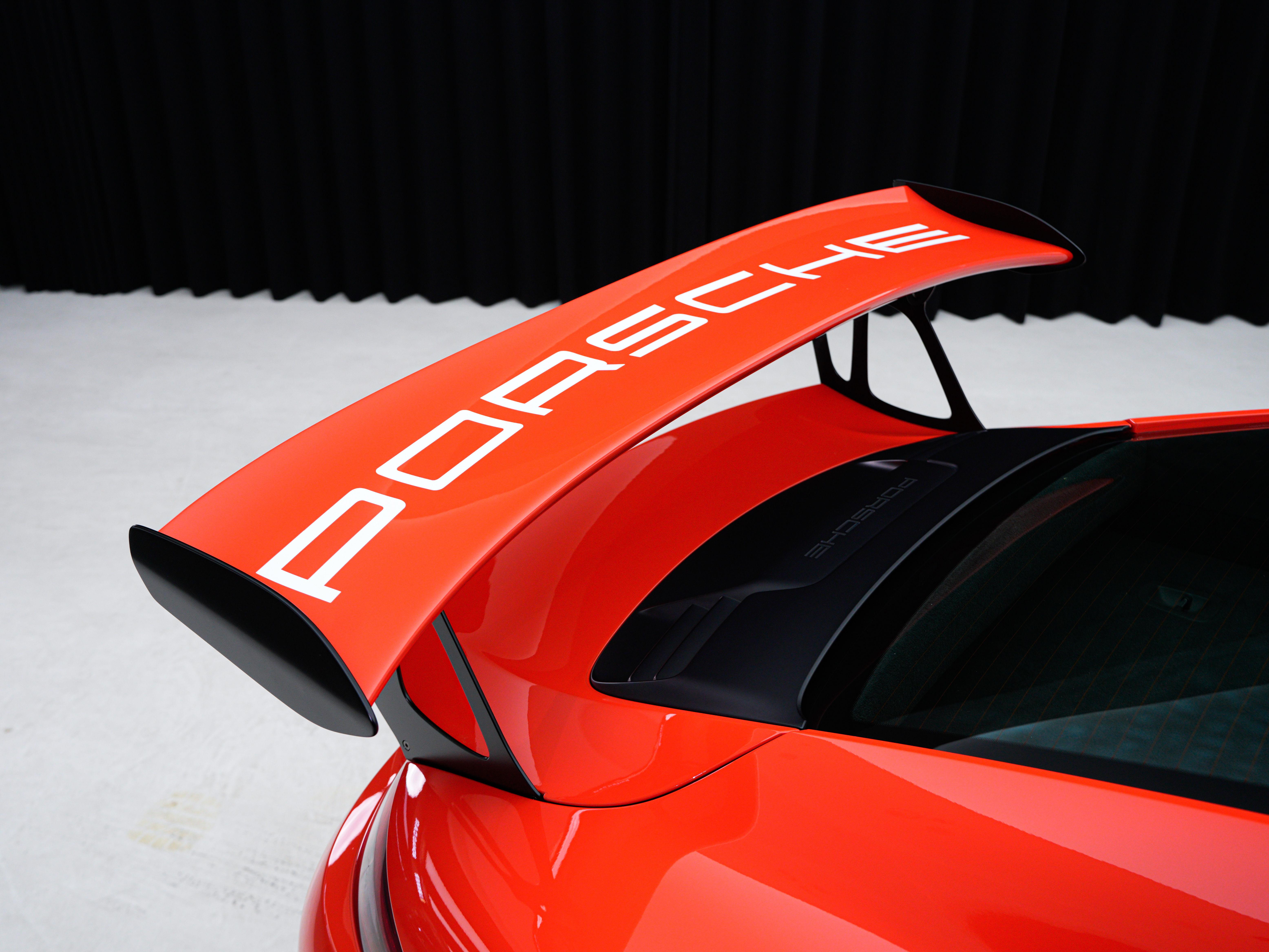 Porsche 911 2015 thumb 3