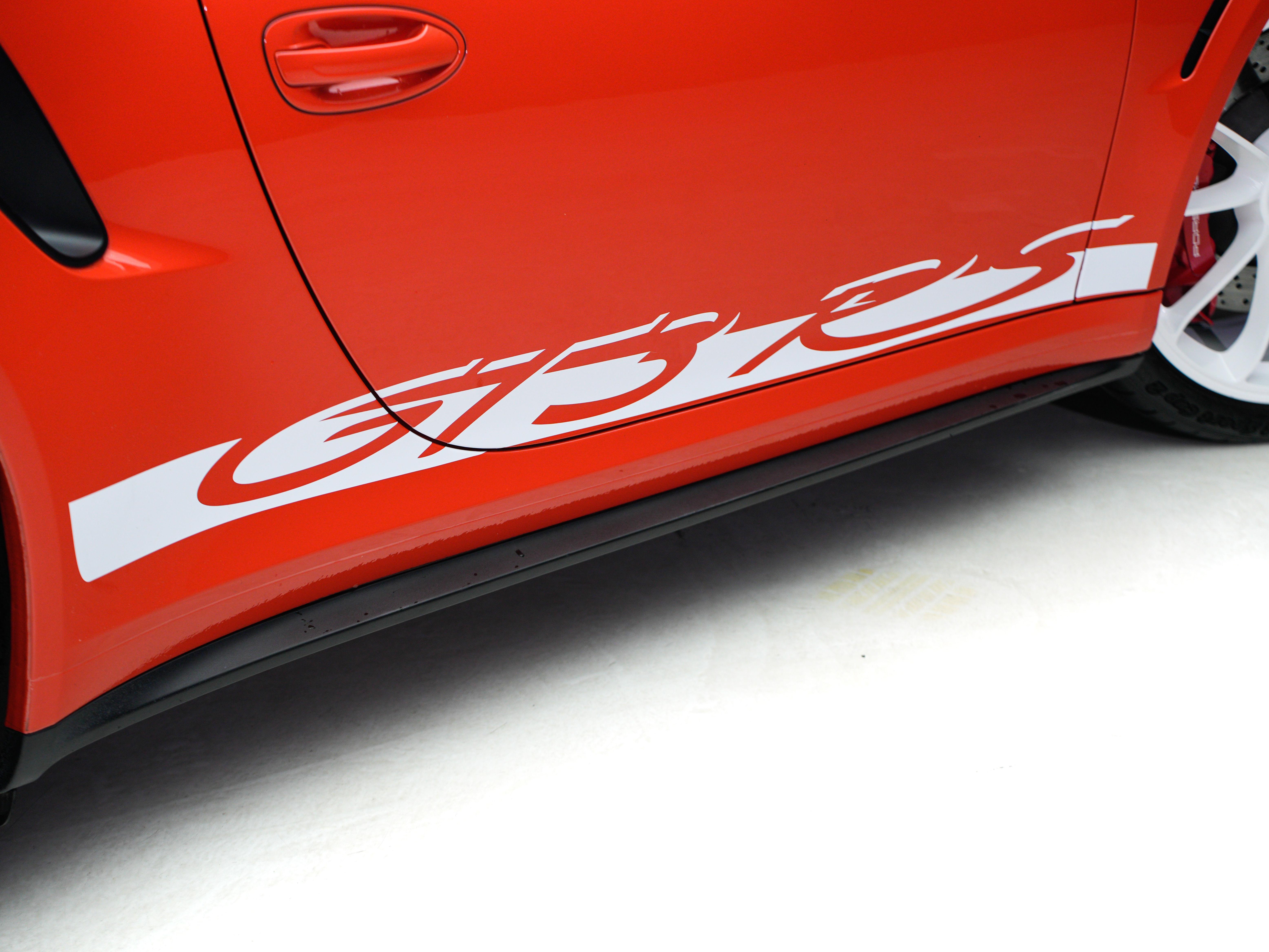 Porsche 911 2015 thumb 6