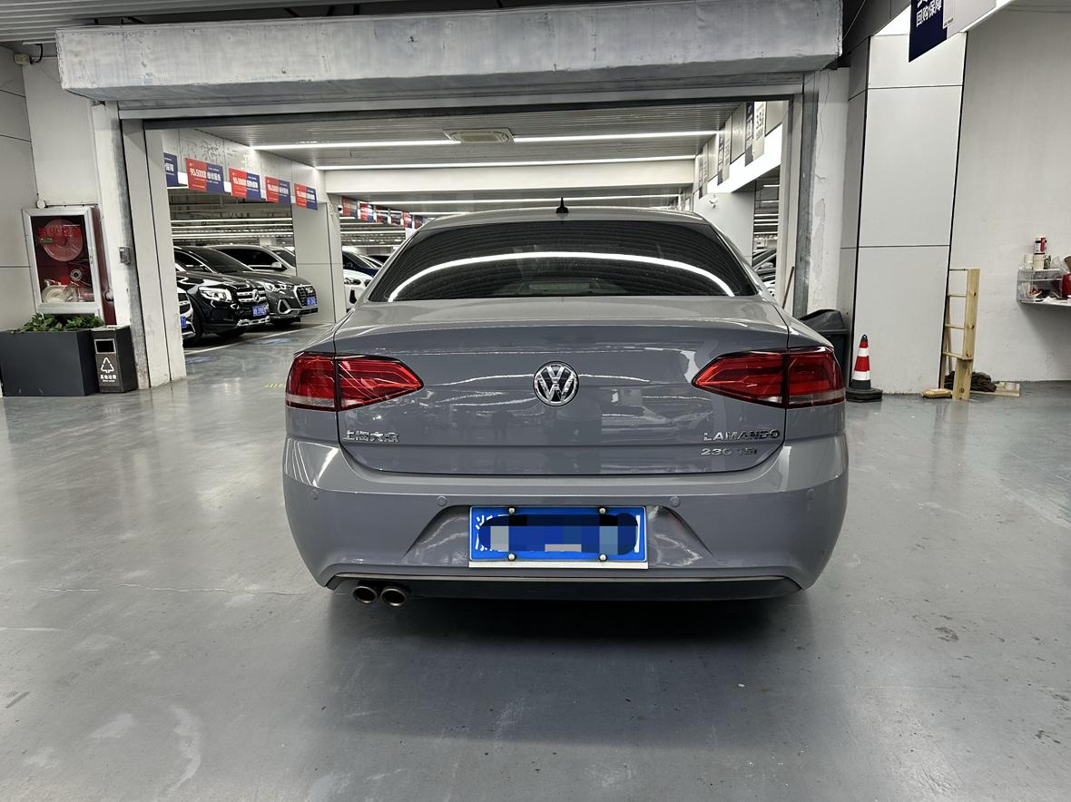 Volkswagen Lamando 2015 thumb 3
