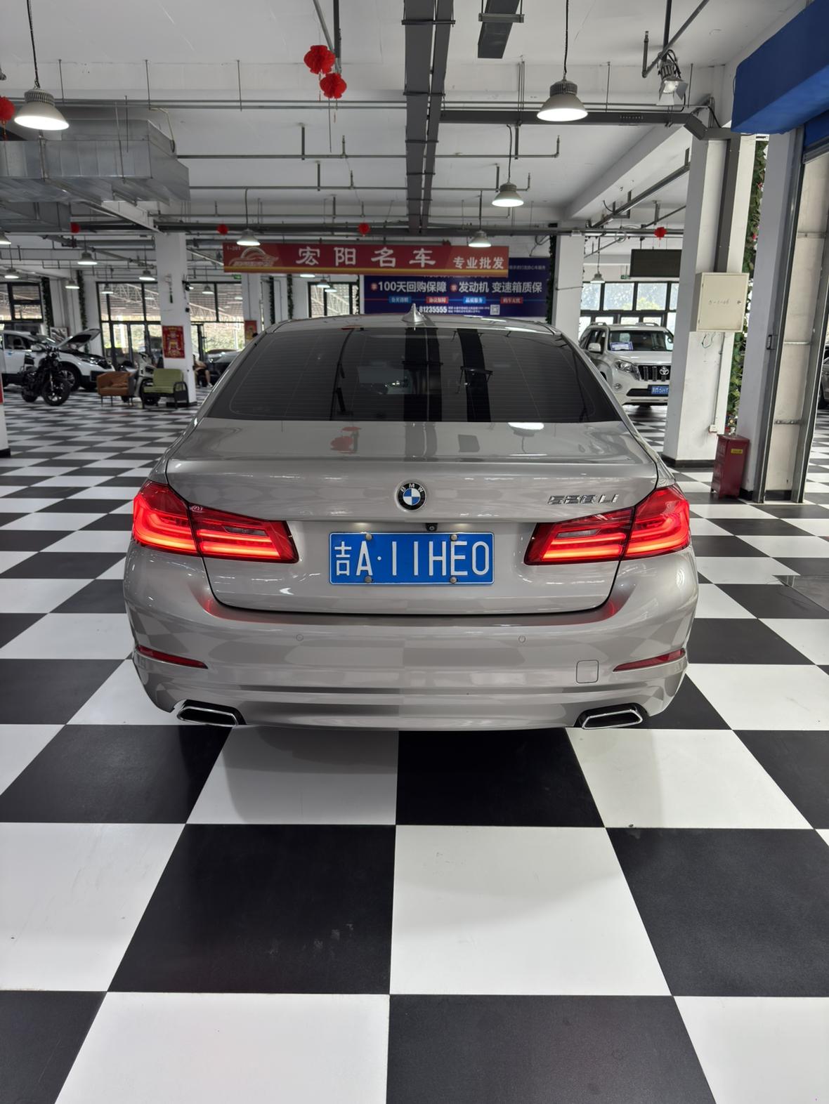 BMW 5 серии 2018 thumb 3