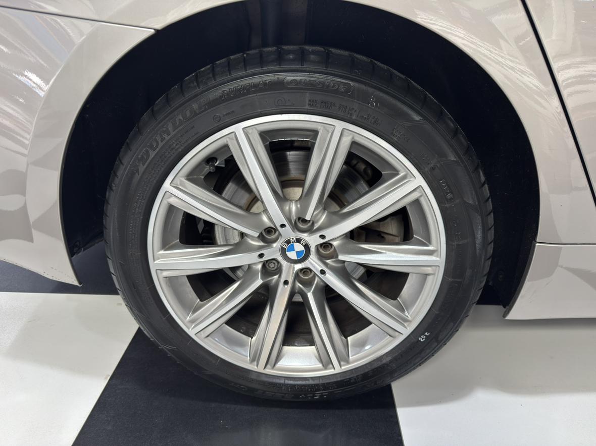 BMW 5 серии 2018 thumb 4