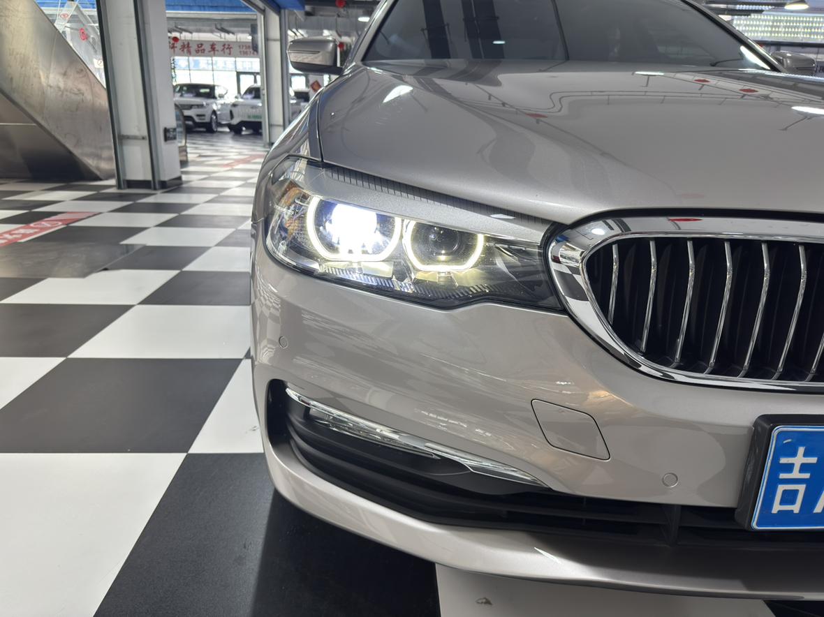 BMW 5 серии 2018 thumb 5