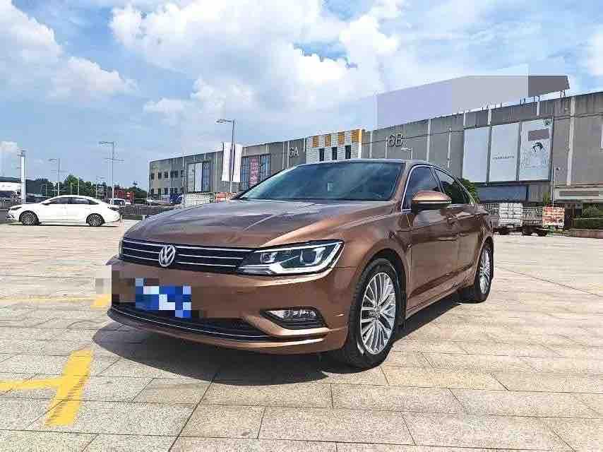 Volkswagen Lamando 2015 thumb 8