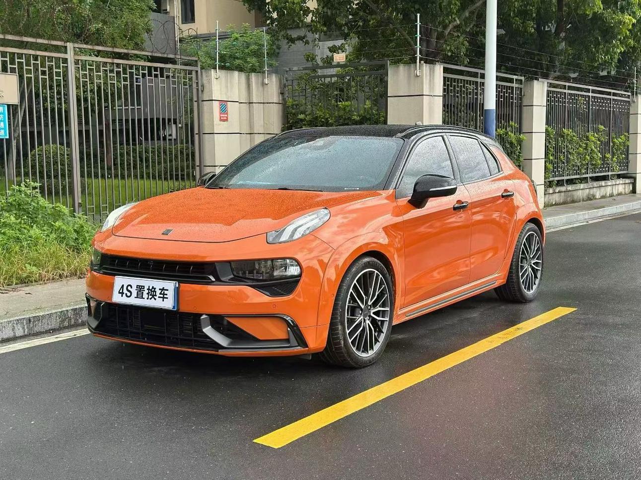 Lynk & Co 02 Hatchback 2022 thumb 9