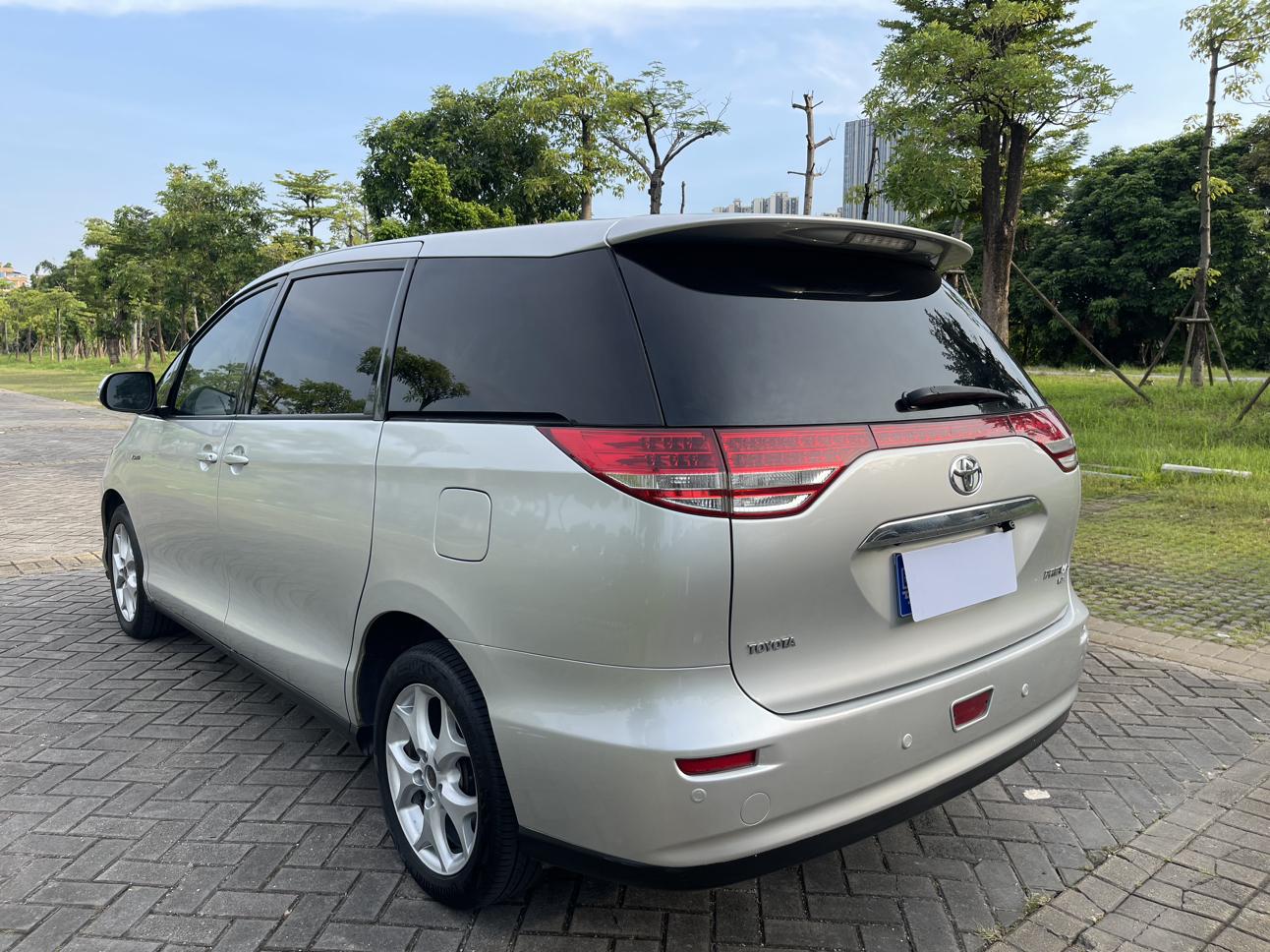 Toyota Previa 2007 thumb 2