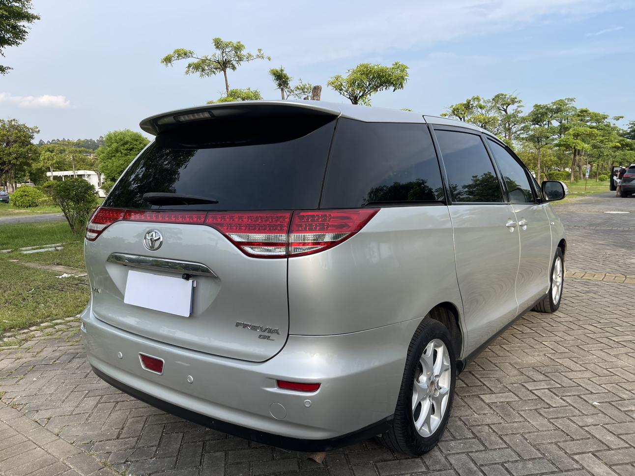 Toyota Previa 2007 thumb 4