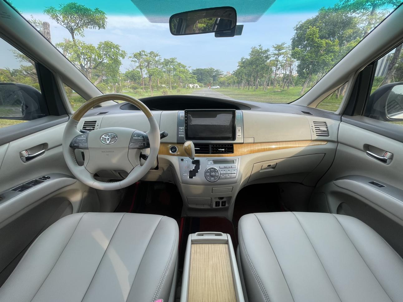 Toyota Previa 2007 thumb 6