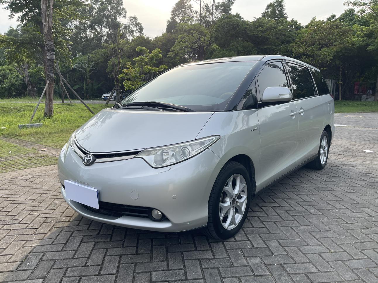 Toyota Previa 2007 thumb 10