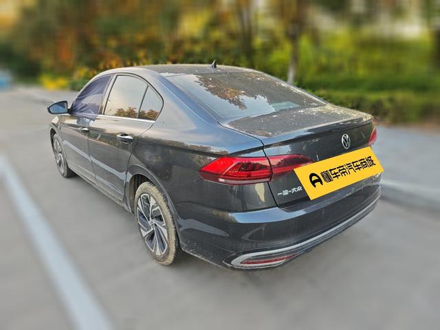 Volkswagen Bora 2023 thumb 2