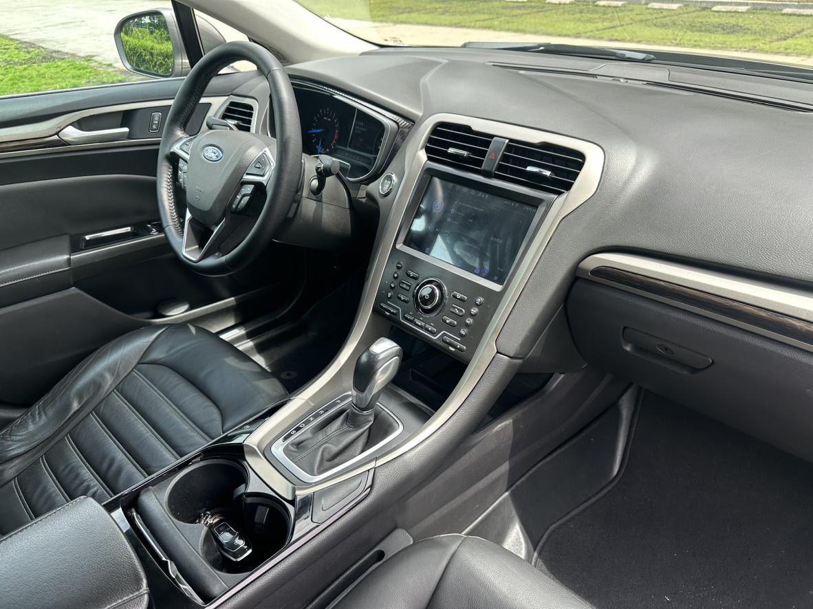Ford Mondeo 2013 thumb 8