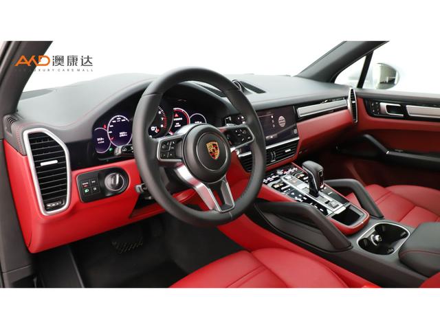 Porsche Cayenne 2022 thumb 4
