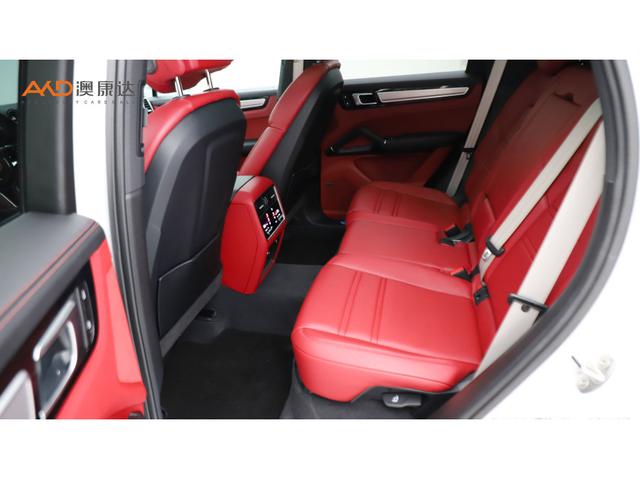 Porsche Cayenne 2022 thumb 6