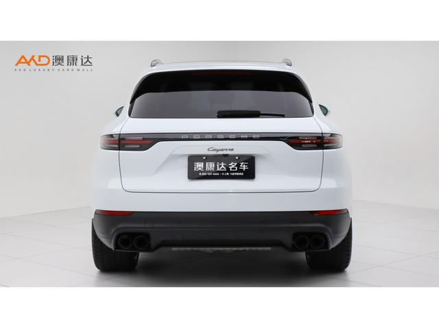 Porsche Cayenne 2022 thumb 11