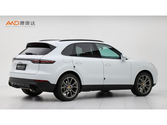 Porsche Cayenne 2022 thumb 12