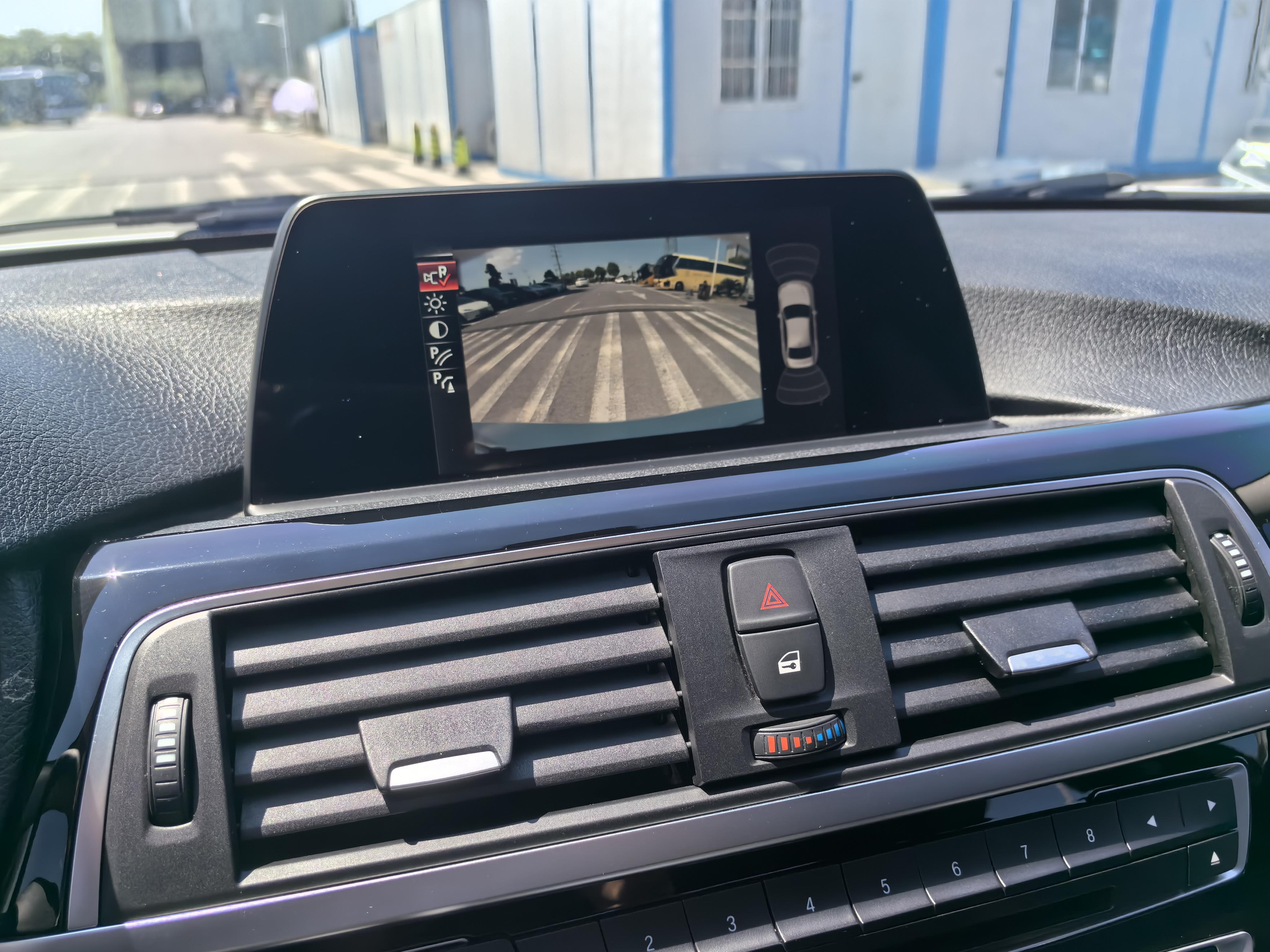BMW 3 серии 2016 thumb 5