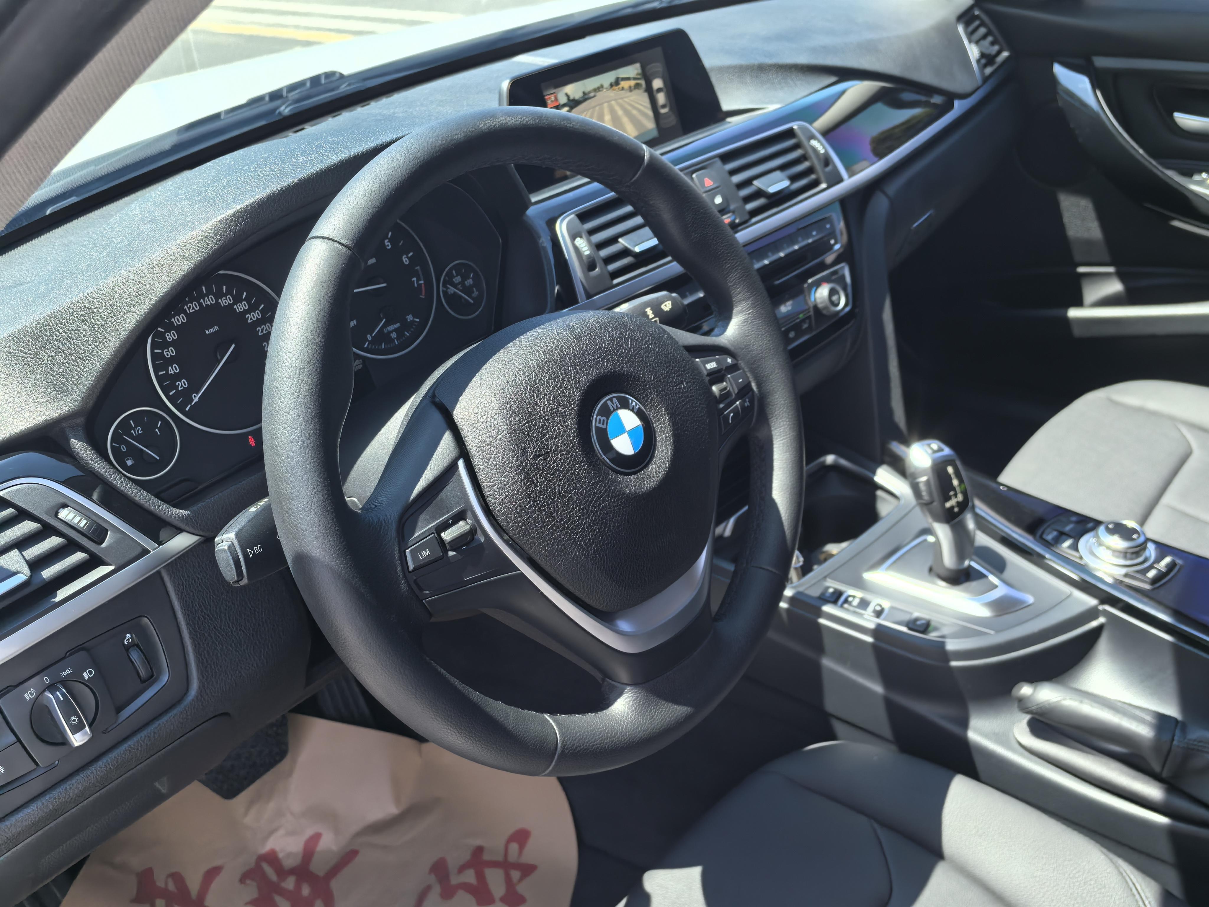 BMW 3 серии 2016 thumb 11