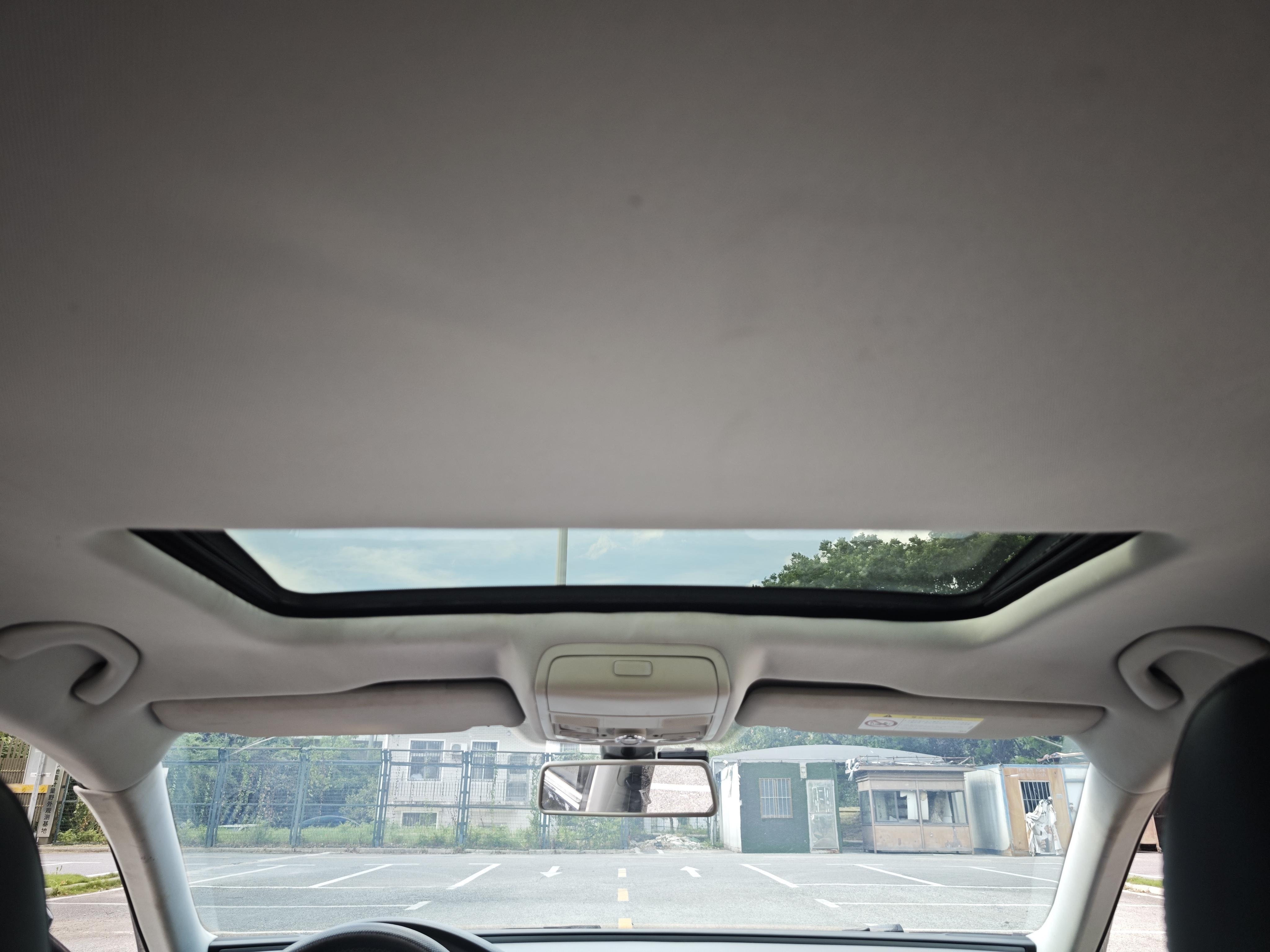 Volkswagen Passat (North America and China) 2014 thumb 7